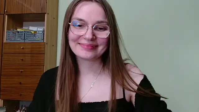 LooveELLYx live sex cam