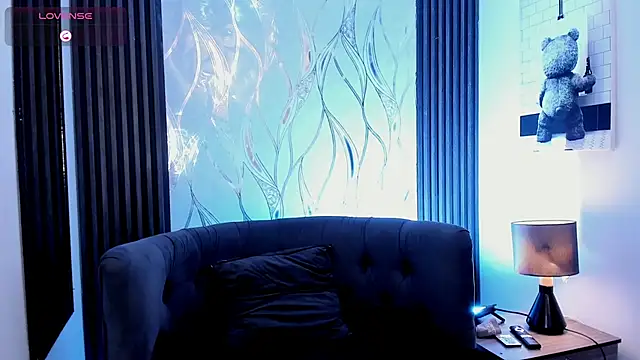 Zoe-yanin's cam snapshot