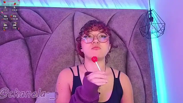 Kanela_miller_'s cam snapshot