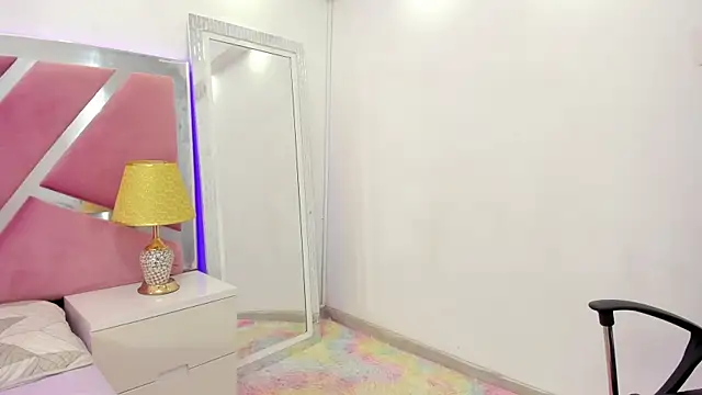 NinnaVous's cam snapshot