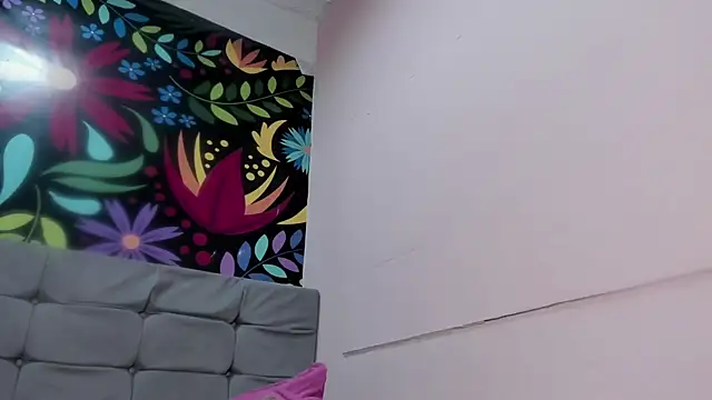 scarleth_blonde69's cam snapshot