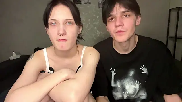 altycouple's cam snapshot