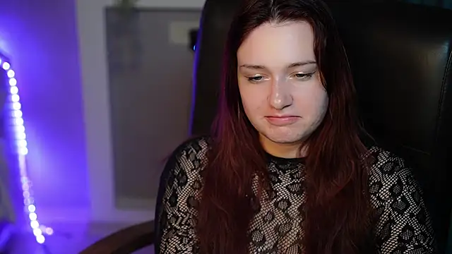 LisaElfy live sex cam