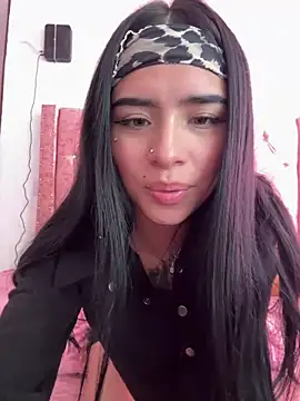 nicky_angelyc's cam snapshot