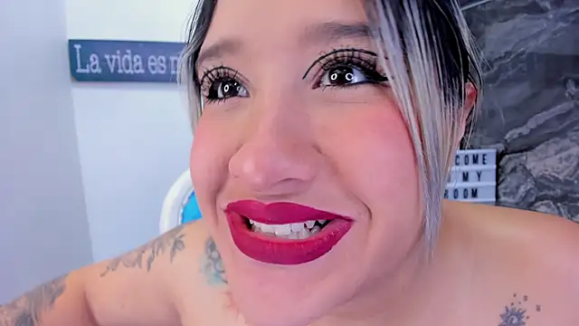 miss_danika live sex cam