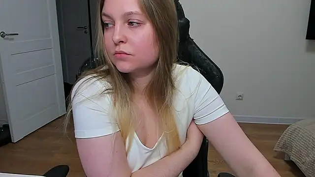 stacy_miracle's cam snapshot