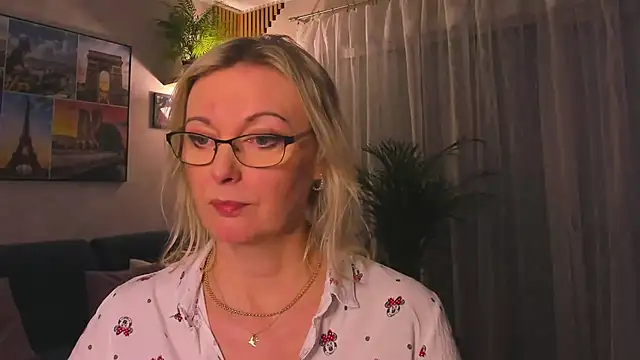 vanessa_chat's cam snapshot