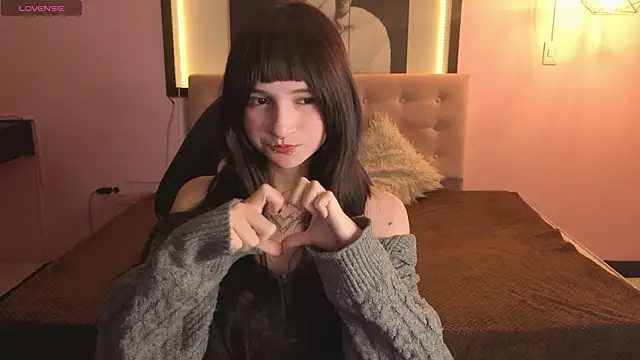 _Charlotte_Collins_ live sex cam