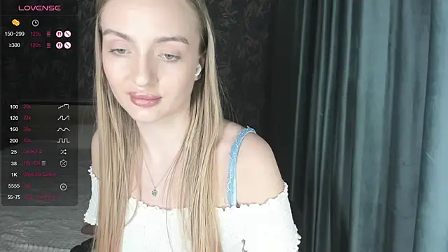 A_delina's cam snapshot