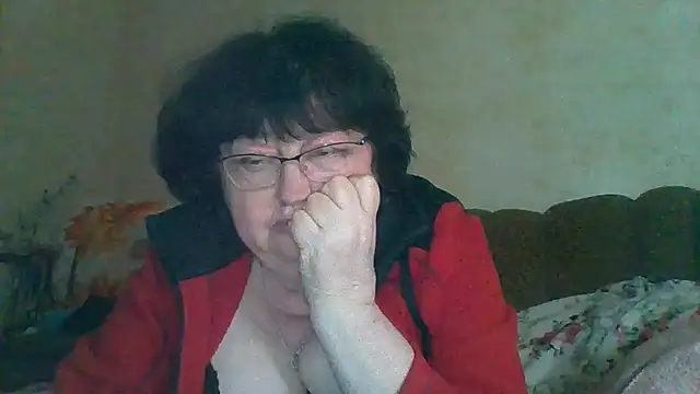 MilaSky5303's cam snapshot