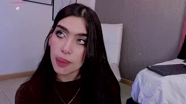 Alexa_Thaylor_ live sex cam