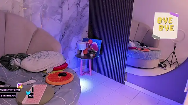 Katemoss70 live sex cam