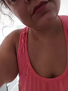 LeoaAnja's cam snapshot