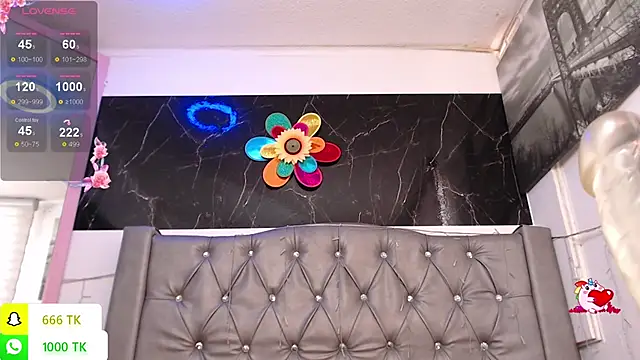 LAILAGUMMY's cam snapshot