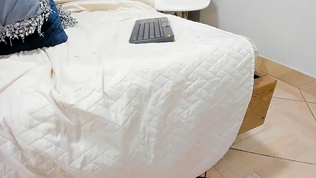 melodycutes's cam snapshot