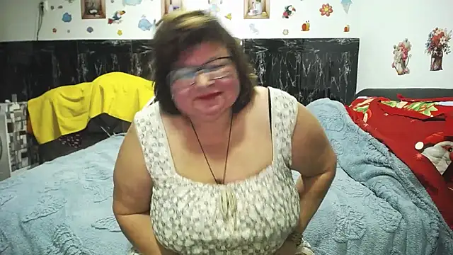 SweetMommaX live sex cam