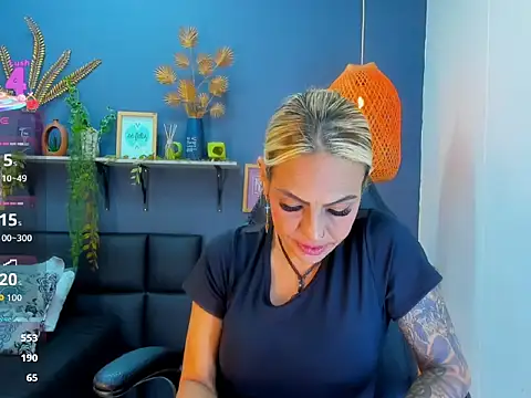 yessila_parker's cam snapshot