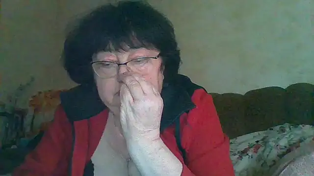 MilaSky5303's cam snapshot