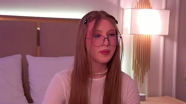 RemyLoon's cam snapshot