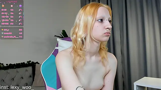 Lexy-Woorhez live sex cam