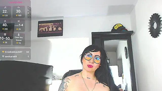 Vicky_hotmilf's cam snapshot