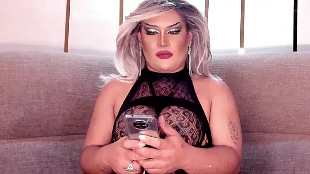 MistressDuhara live sex cam