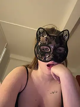 FrancaiseLili's cam snapshot