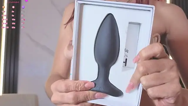 Scarlet_Red_'s cam snapshot