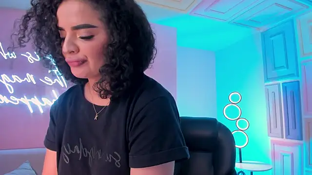 KylieJenkins's cam snapshot