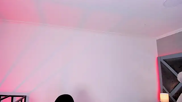 AmberiniHoffman live sex cam