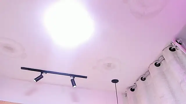 BrendaFernandez_'s cam snapshot