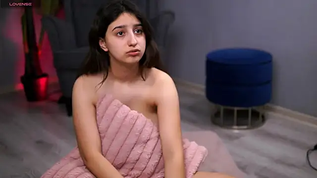 JullyFox's cam snapshot