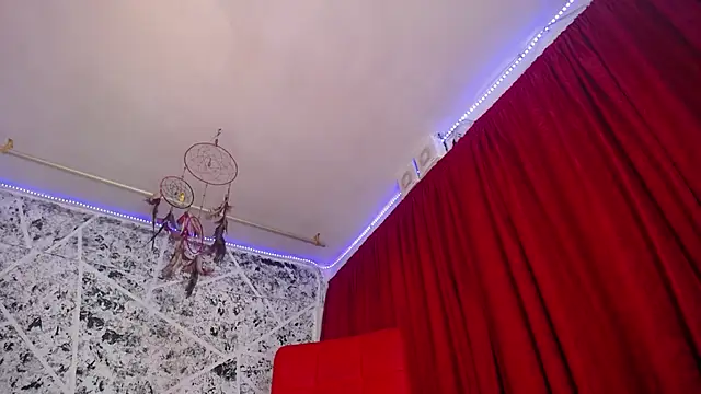 hornytsblonde live sex cam