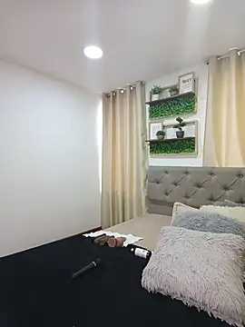 sasi_luna's cam snapshot