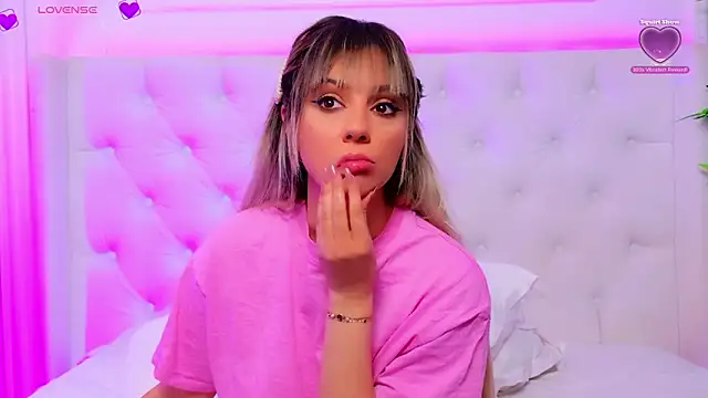 AriannaSins live sex cam