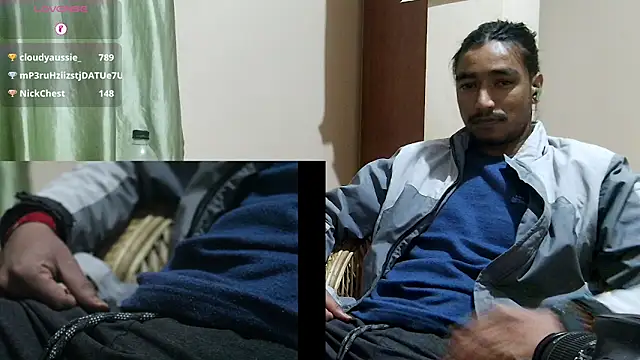 Gre3k_god's cam snapshot