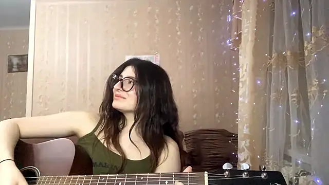 DonnieBooton live sex cam