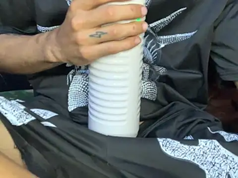 tanned_boy's cam snapshot