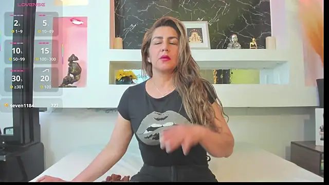 cinthya_fx's cam snapshot