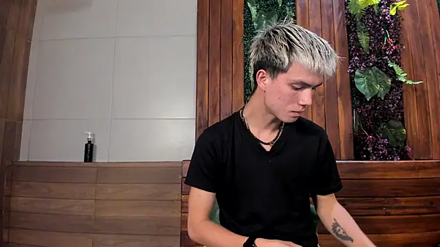 nicktorn live sex cam