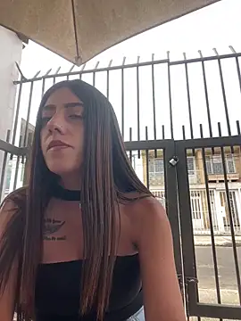 ElectraPink_'s cam snapshot