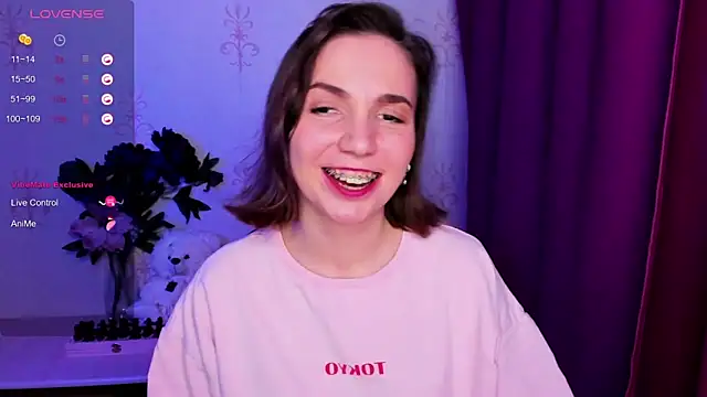 KindHazelHere_'s cam snapshot