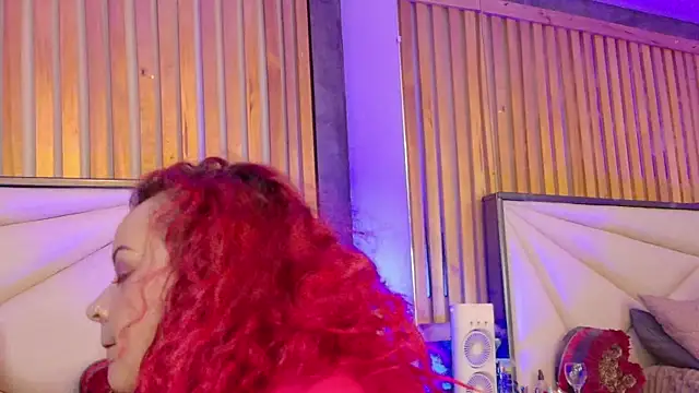 LilyyBigAss's cam snapshot