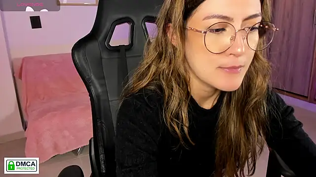 Lilabril's cam snapshot