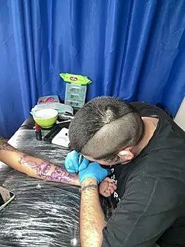 ELtiorick18 live sex cam