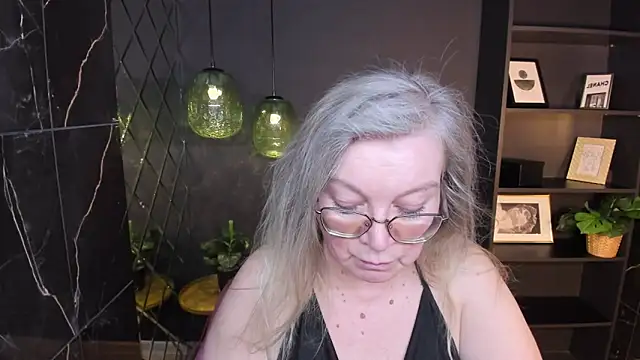 NataliMellow's cam snapshot