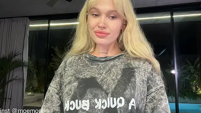 Golden_Aline live sex cam