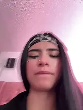 nicky_angelyc's cam snapshot