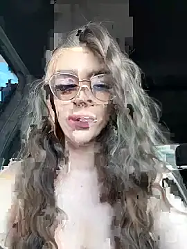 MaggyMayI live sex cam