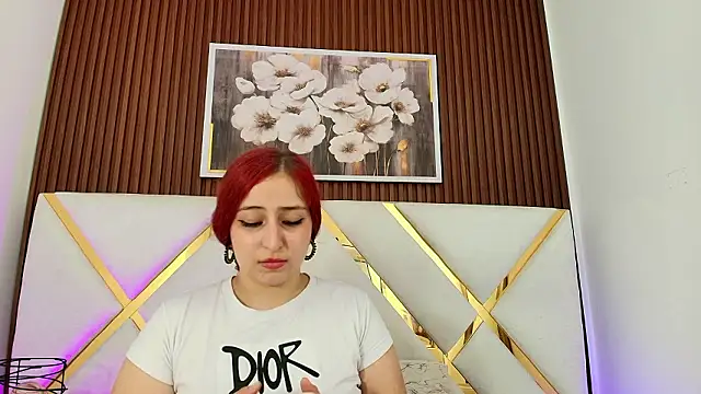 Violet_Tender_'s cam snapshot